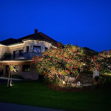 Ferienwohnung Berghausen Екстер'єр фото